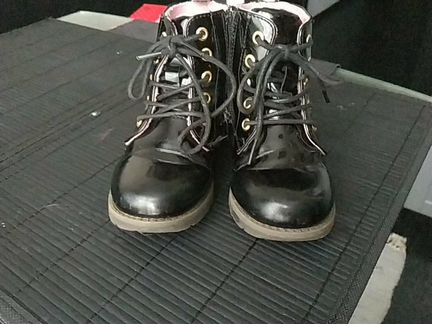 Ботинки на девочку осень весна minnie