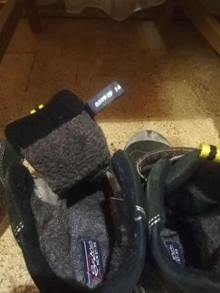 Ботинки зимние для мальчиков 35 р