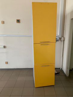 Шкаф