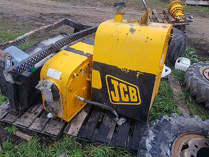 Бак jcb 3cx. Топливный бак JCB js160. Бак на JCB 305.