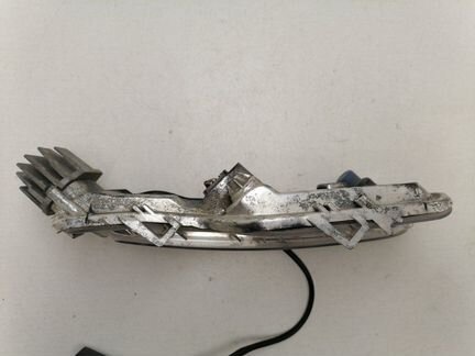 Дневной ходовой огонь передний правый Volvo S60 2