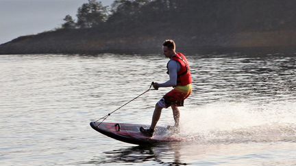Mongrel Jetboard электросерв