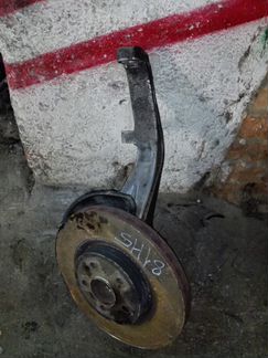 Кулак передний Mercedes W166 ML GL GLE GLS левый