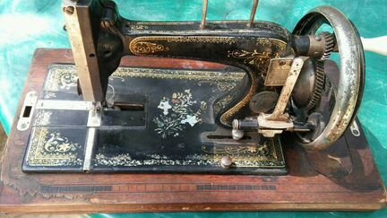 Швейная машина две