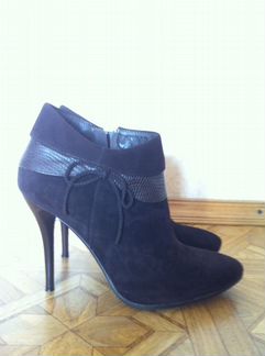 Осенние женские ботильоны фирмы 