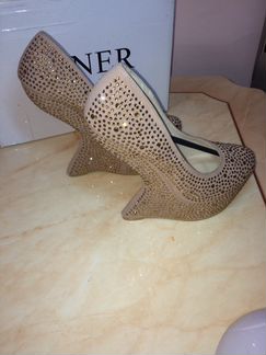 Эксклюзивные выходные туфли