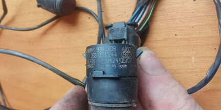 Bmw e87 e90 датчик парктроник б/у оригинал