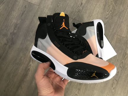 Баскетбольные кроссовки jordan
