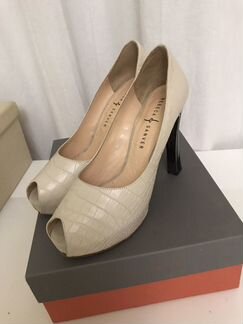 Туфли светлые на 38,5 - 39